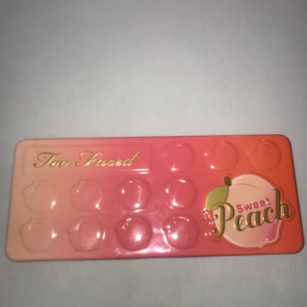 Too Faced Sweet Peach Pallete!
